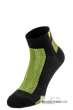 R2 Easy ponoky (ATS10B/S) velikost S /35-38/, ern/zelen